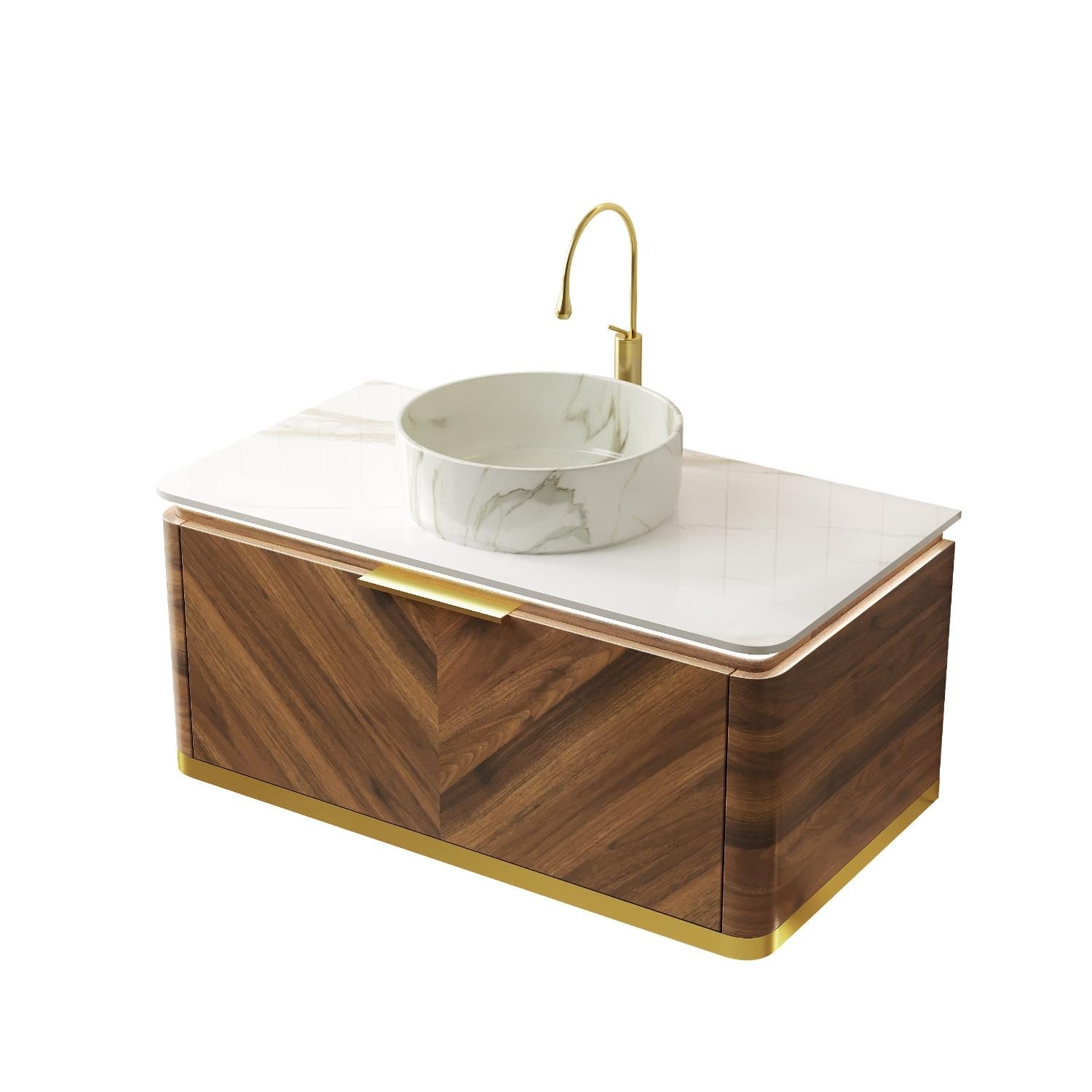 767024