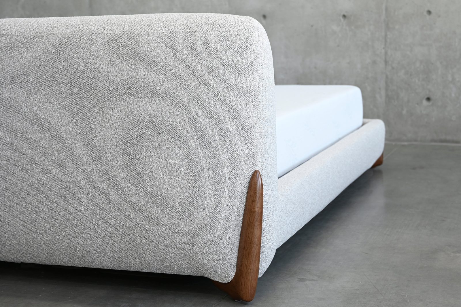 BED-MESA-OATT-KING-6