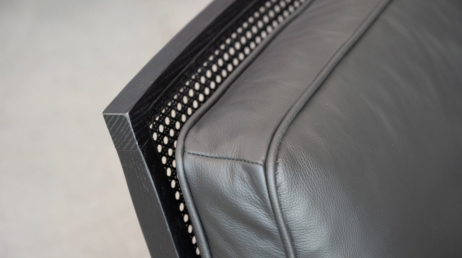 LCH-CHAR-BLAC-BLACK-7