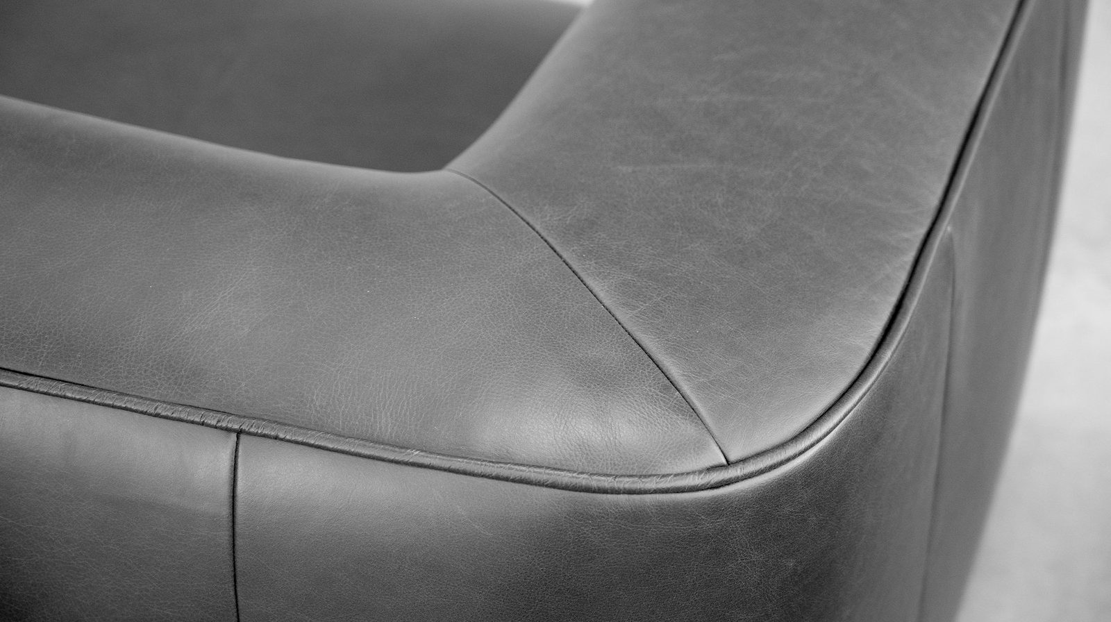 SOF-FORT-NERO-3SEAT-8
