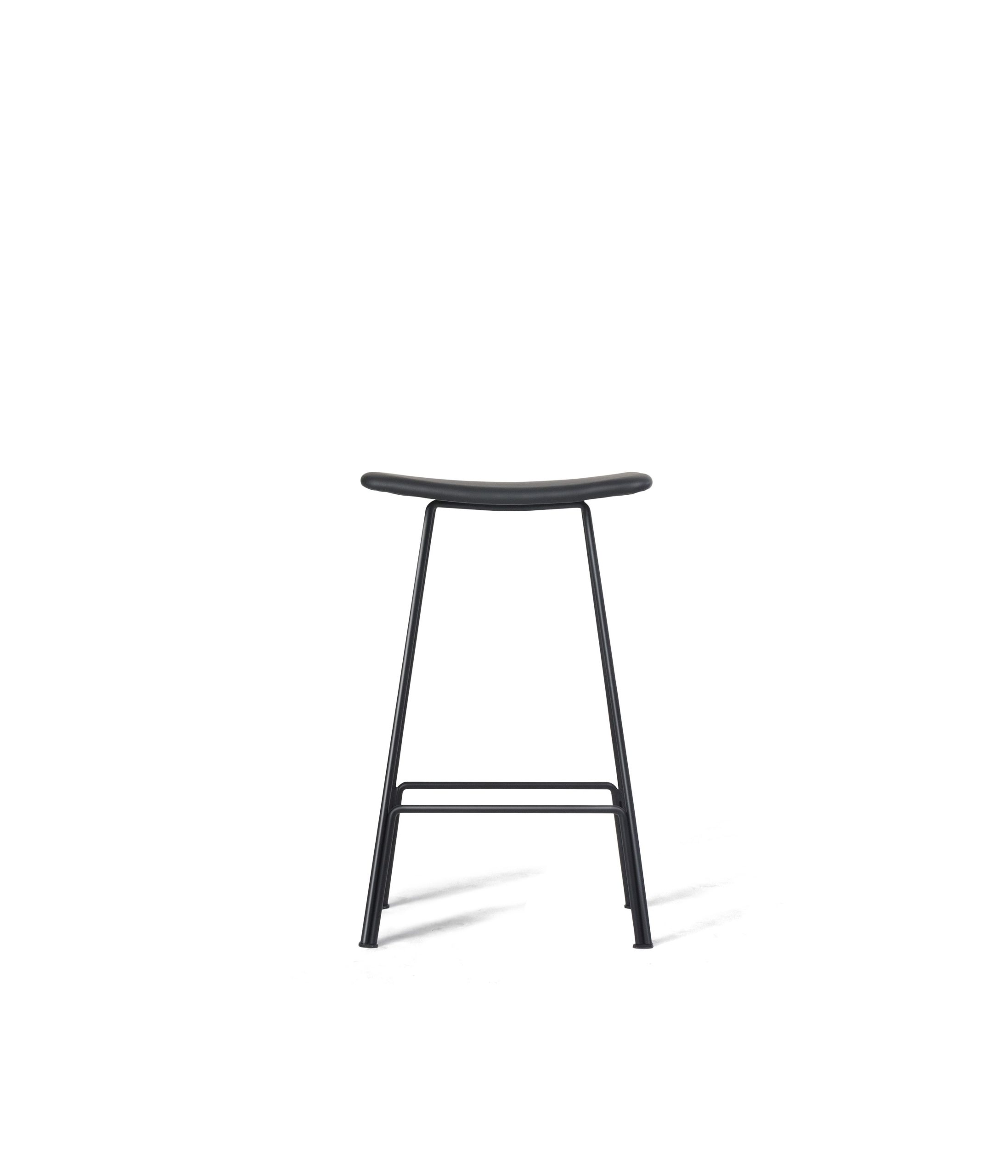 CANARIA-Black-Leather-Bar-Stool-Black-Steel-Base-1
