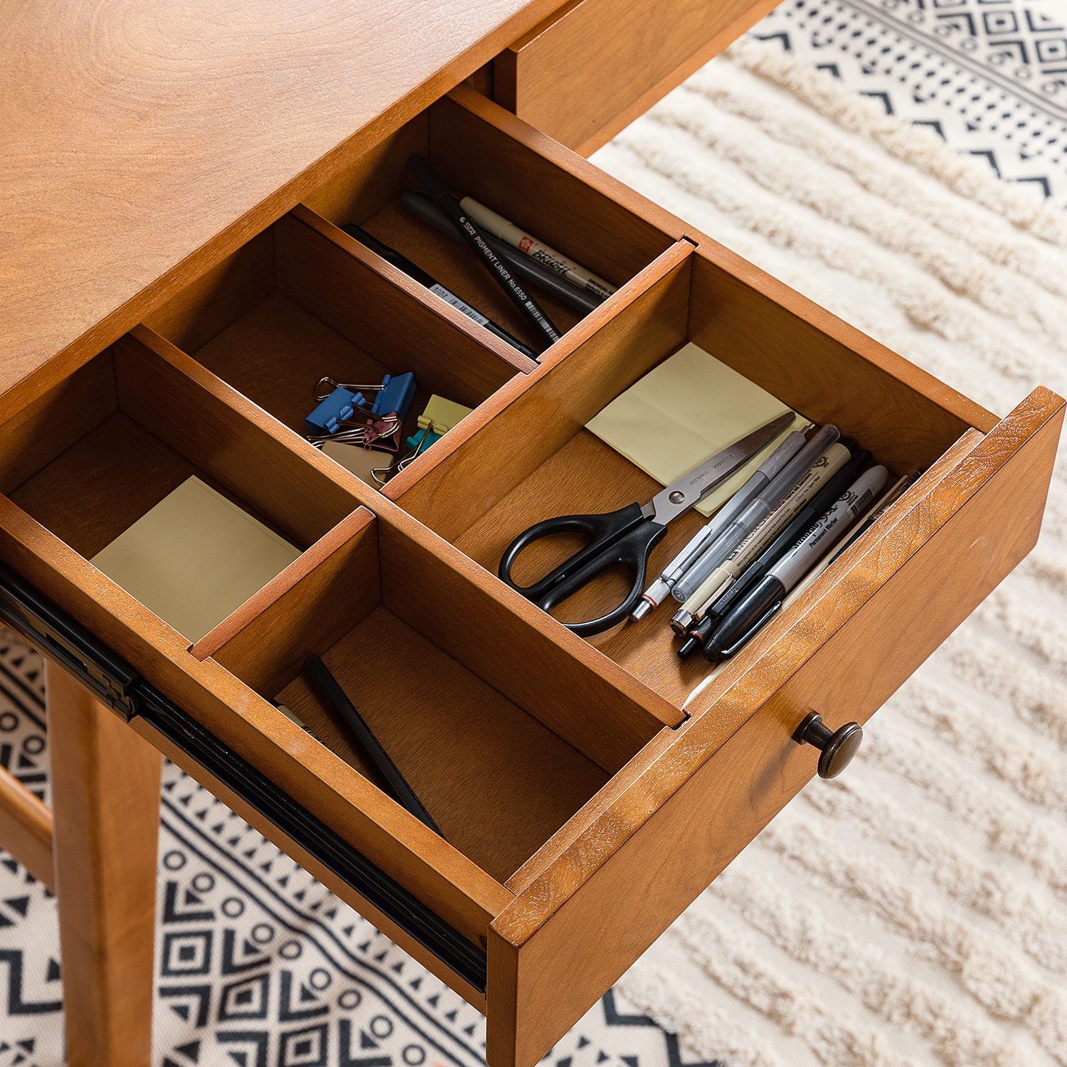 Edward-Acorn-Mid-Century-Modern-Desk-with-Charging-and-Management-3