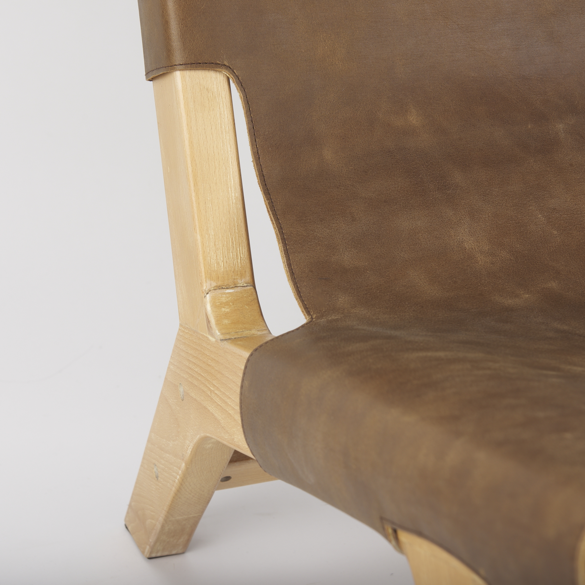 Elodie-24.4L-x-33.9W-x-30.7H-Brown-Leather-WNatural-Beech-Wood-Frame-Accent-Chair-8
