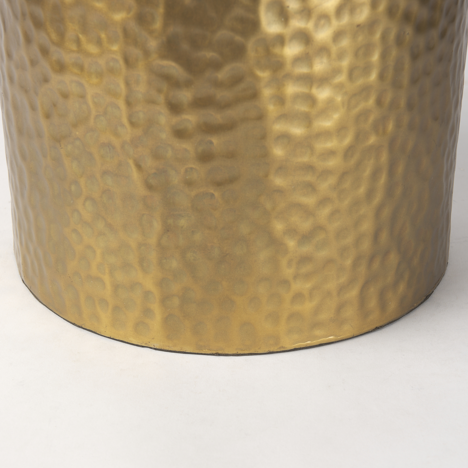 Leo-18.0L-x-18.0W-x-31.0H-Gold-Hammered-WWhite-Fabric-Shade-Table-Lamp-5