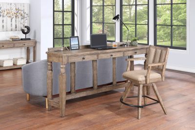 Logans-Point-Home-Office-Theater-Bar