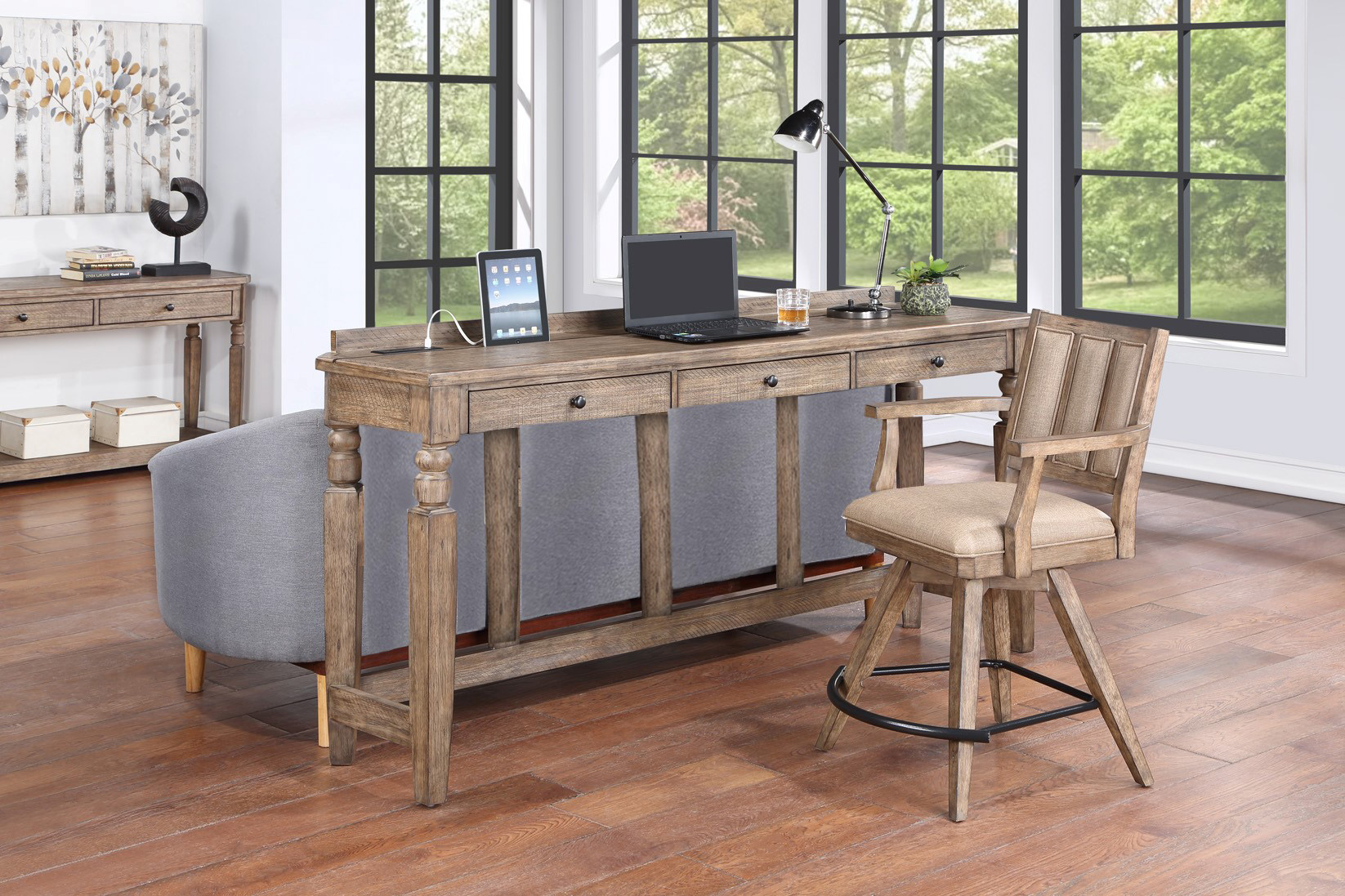 Logans-Point-Home-Office-Theater-Bar