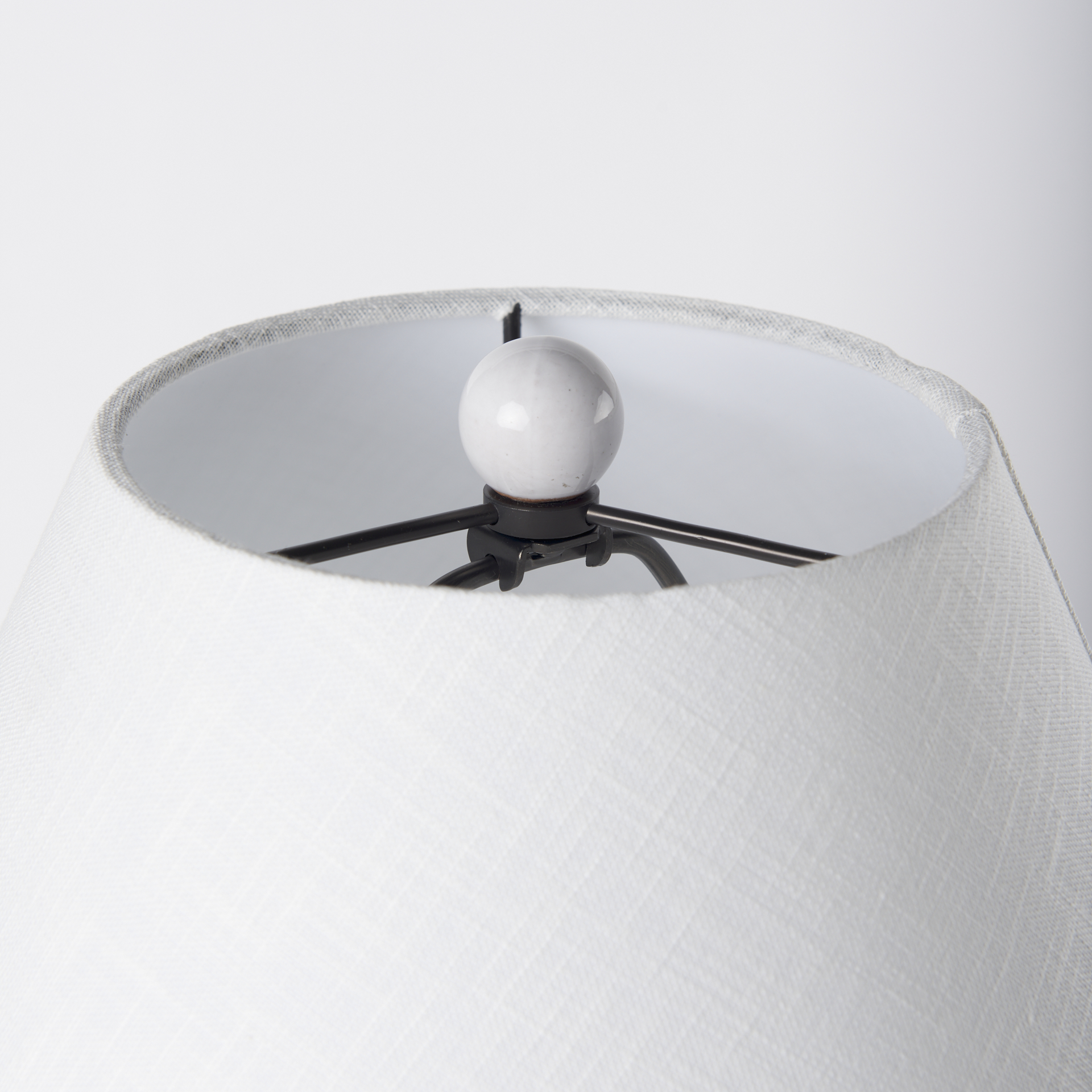 Mehdi-White-Ceramic-Table-Lamp-4