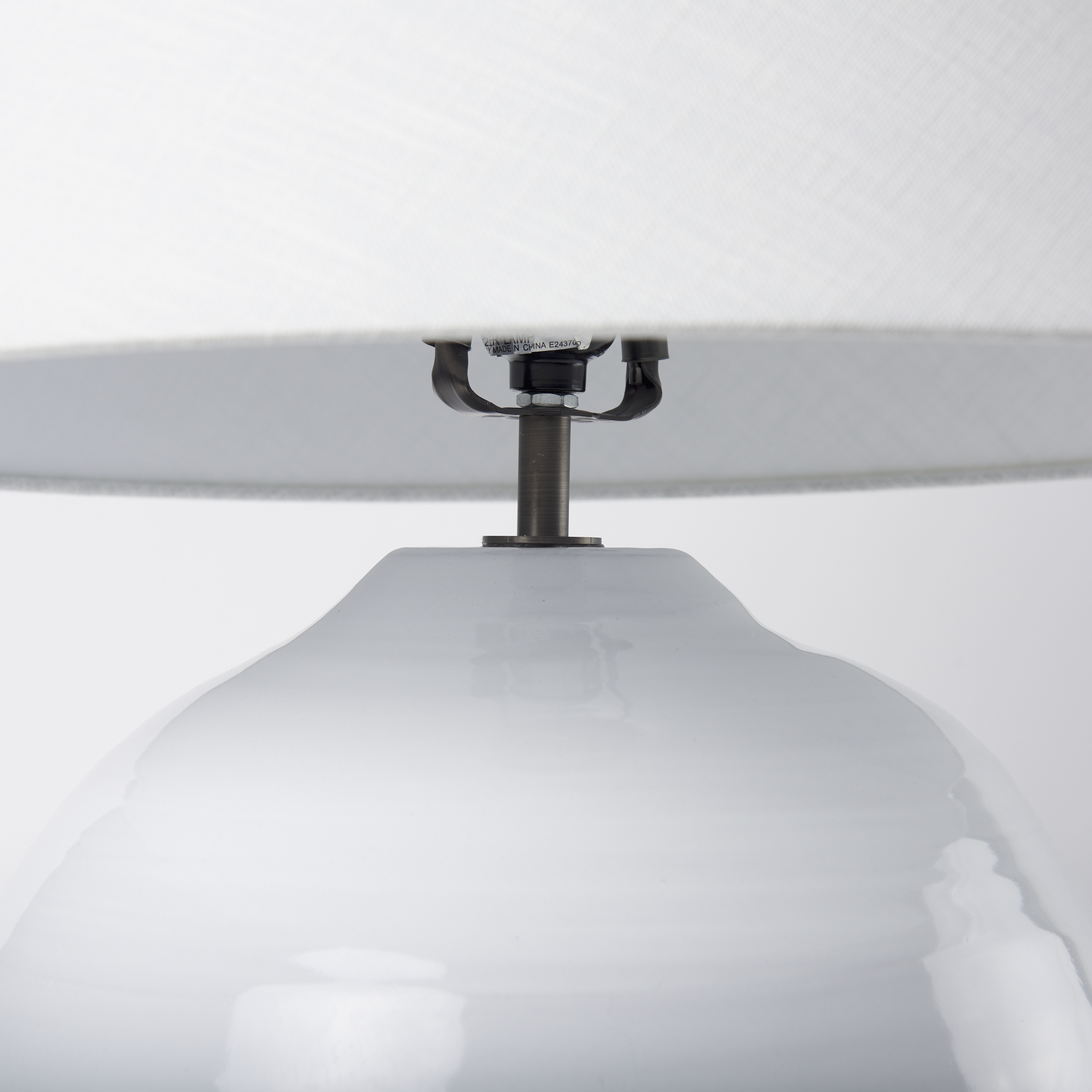 Mehdi-White-Ceramic-Table-Lamp-6