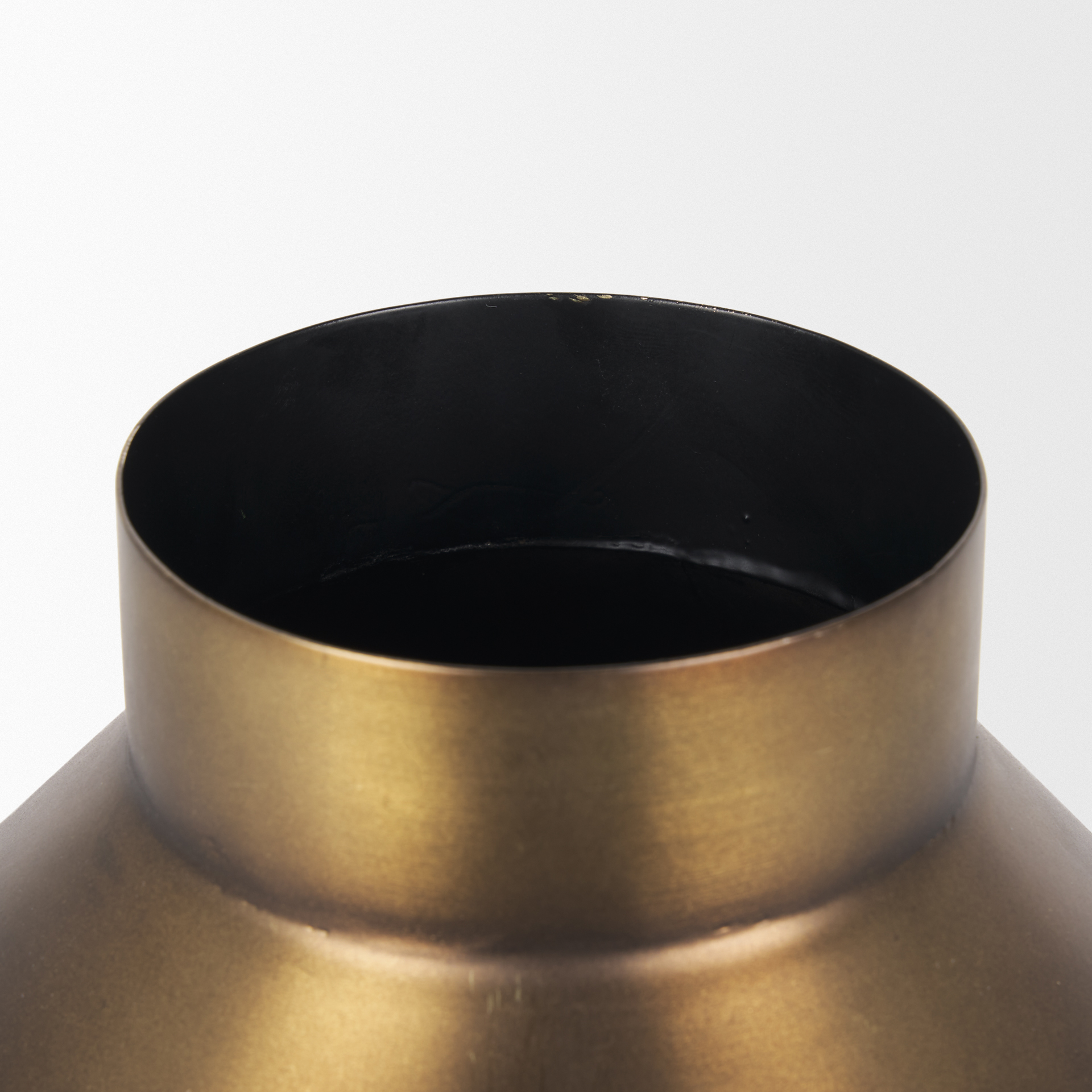 Perrin-Large-Brushed-Gold-Metal-Decorative-Vase-7