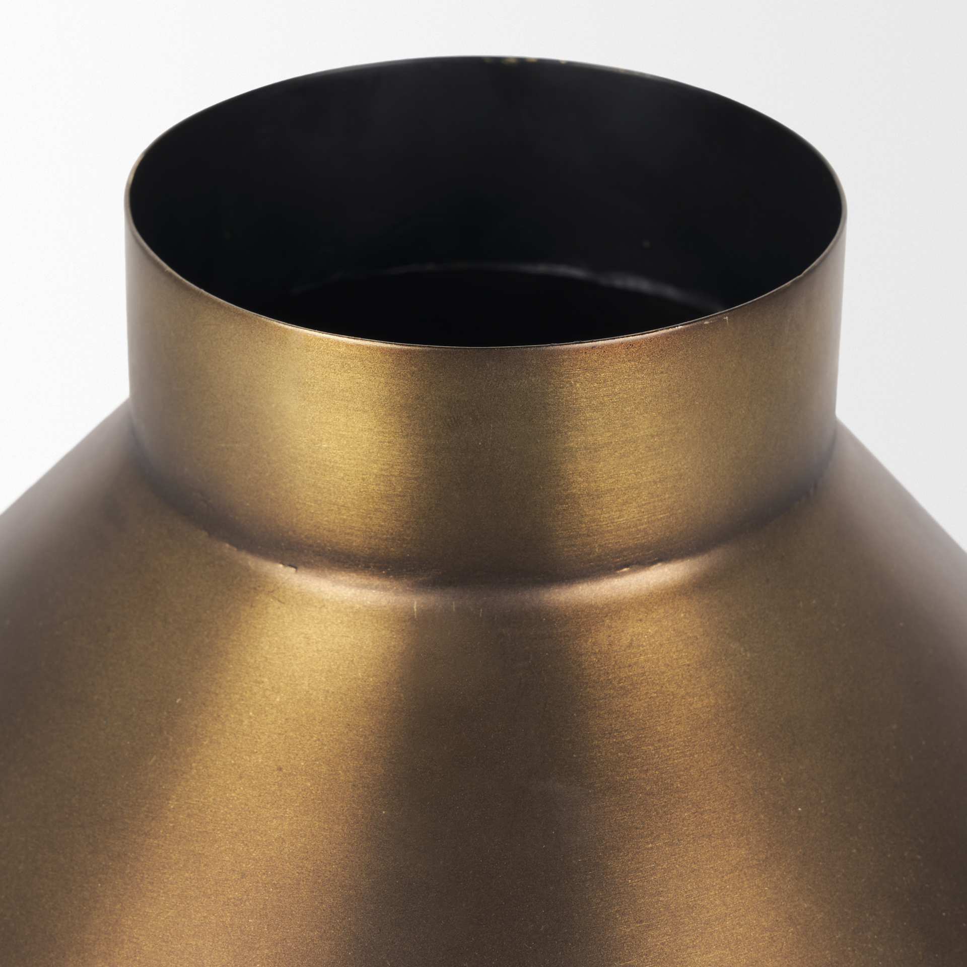 Perrin-Large-Brushed-Gold-Metal-Decorative-Vase-8