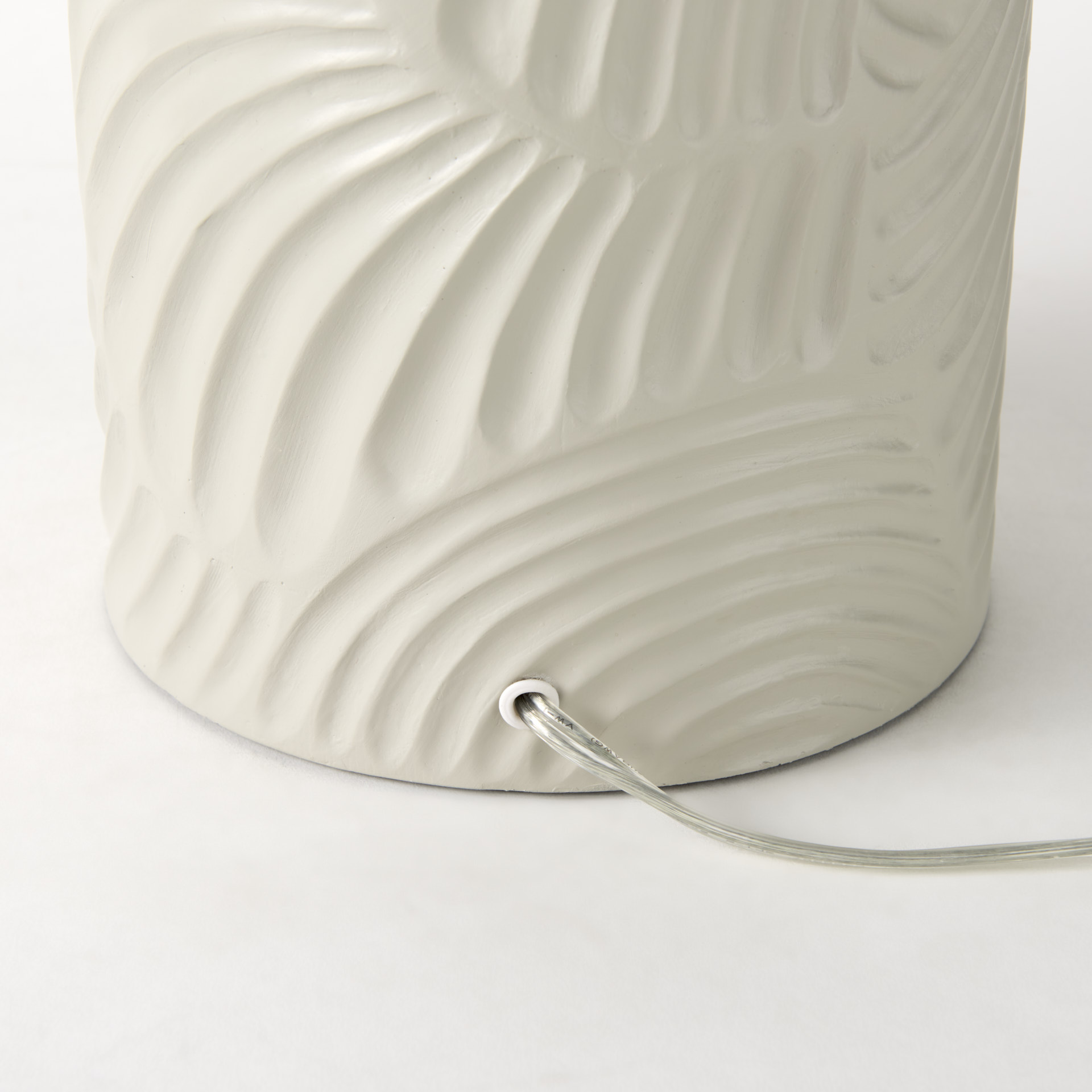 Quinn-19.0L-x-19.0W-x-24.6H-Beige-Base-WNavy-Fabric-Shade-Table-Lamp-7