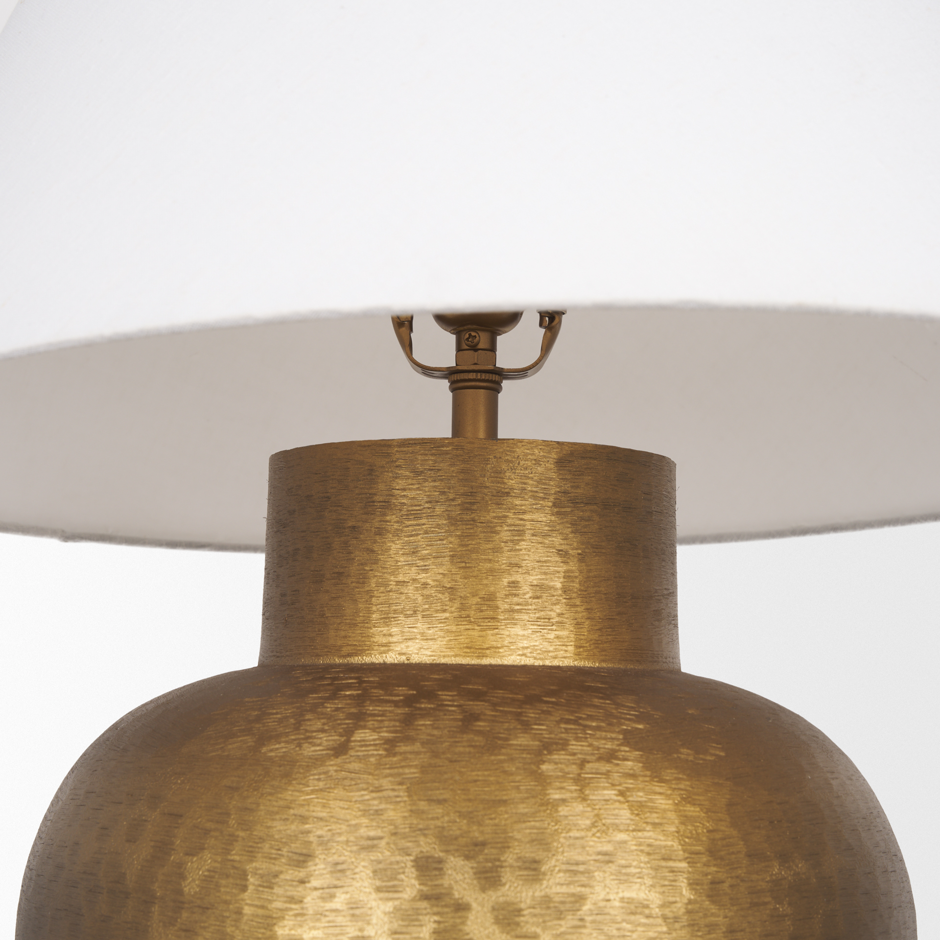 Salaah-Antique-Gold-Brushed-Metal-w-Cream-Shade-Table-Lamp-6