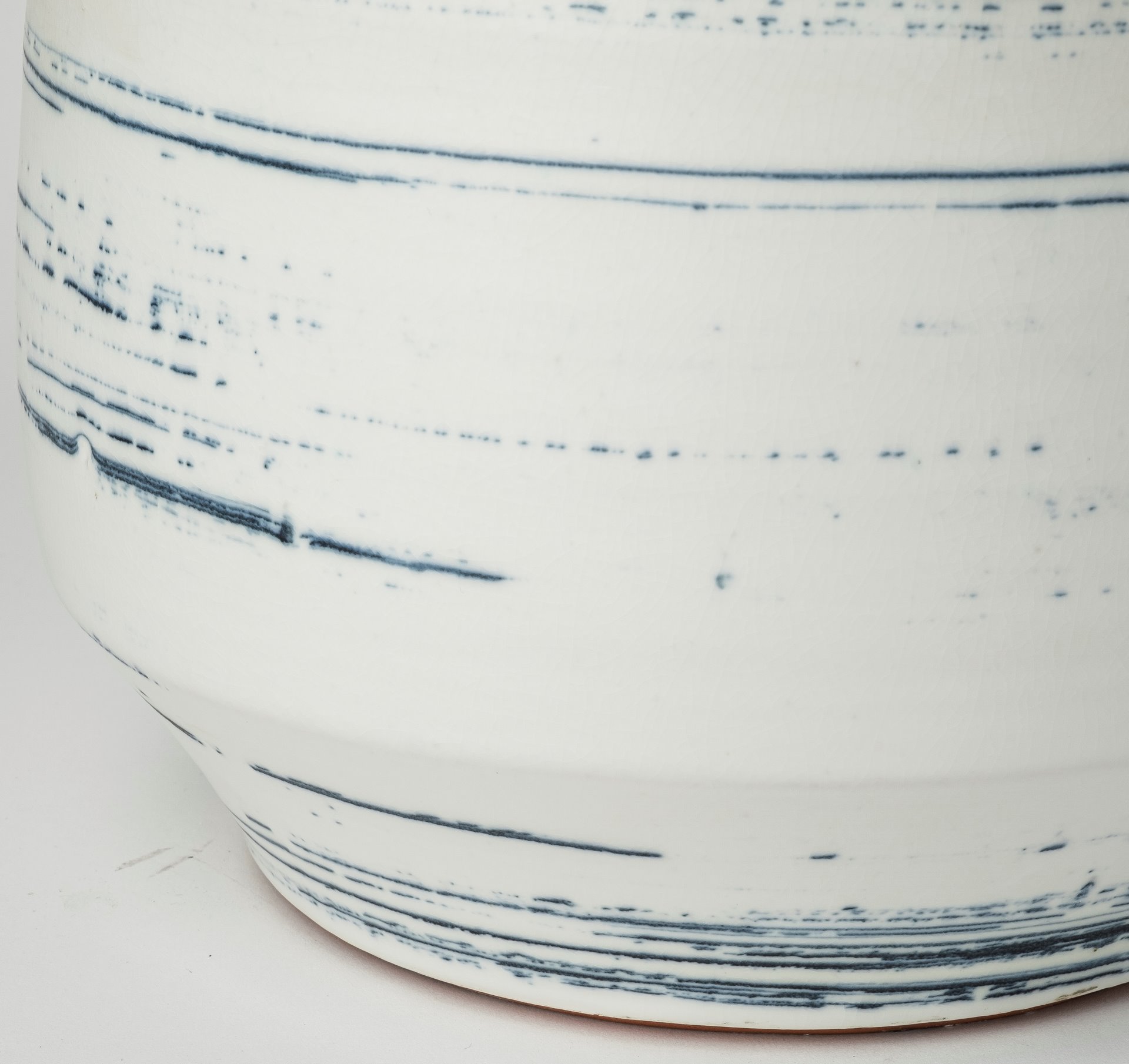 Sonnett-Tall-WhiteBlue-Ceramic-Vase-7