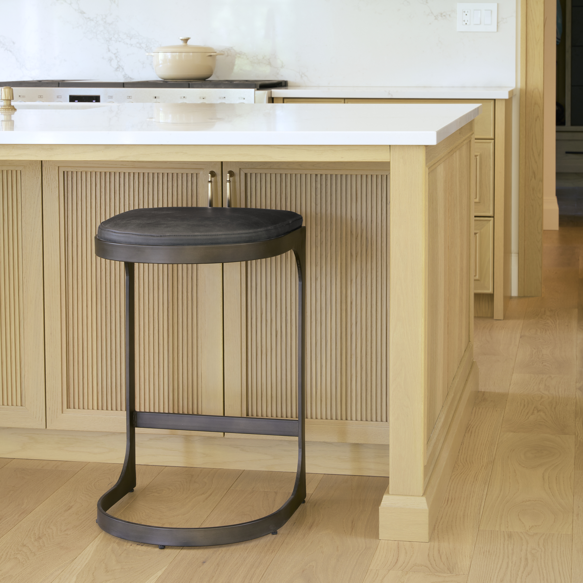 Tyson-17L-x-18W-x-28H-Black-Leather-W-Metal-Frame-Counter-Stool-1