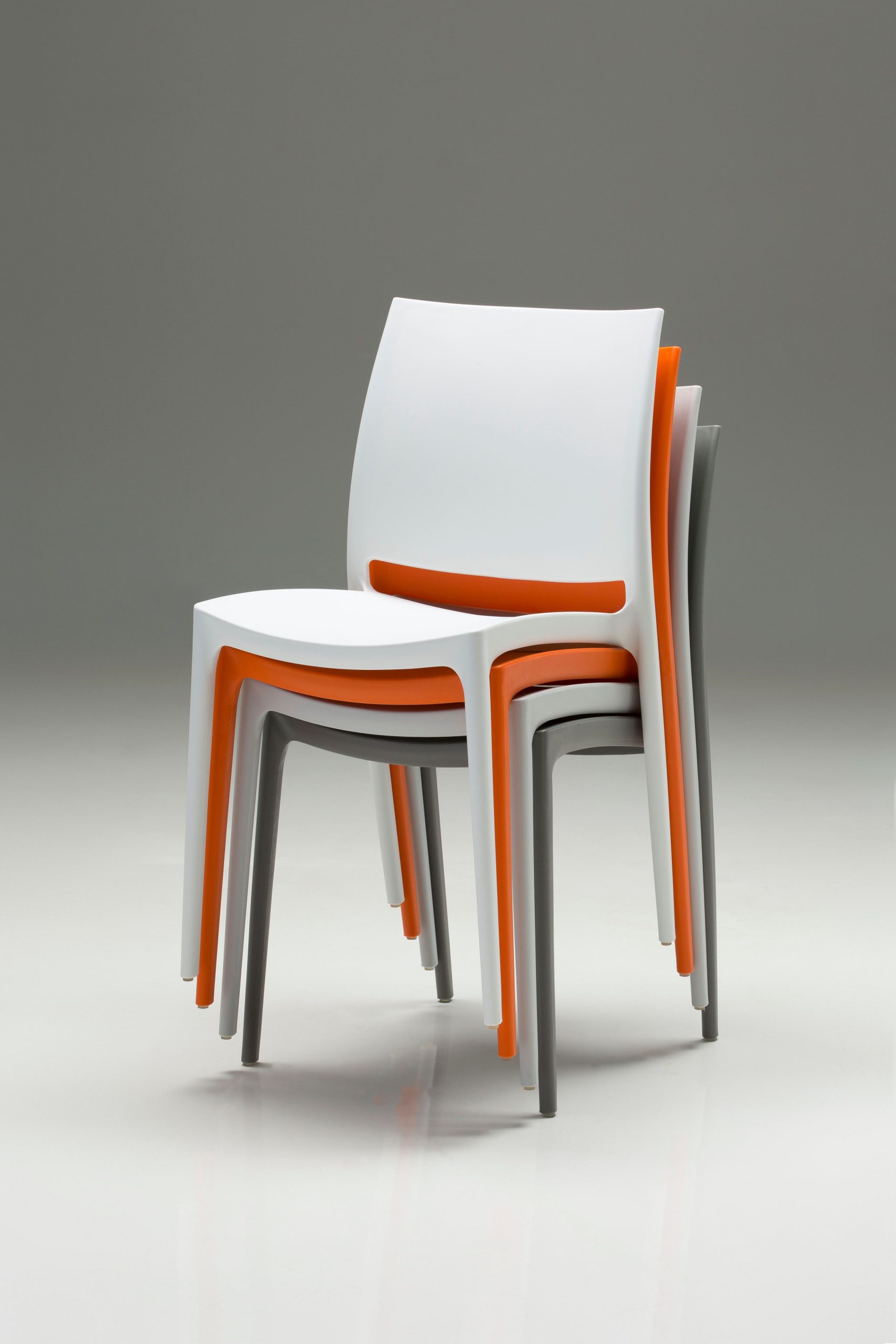 VATA-White-Polypropylene-Indoor-Outdoor-Stackable-Dining-Chairs-3