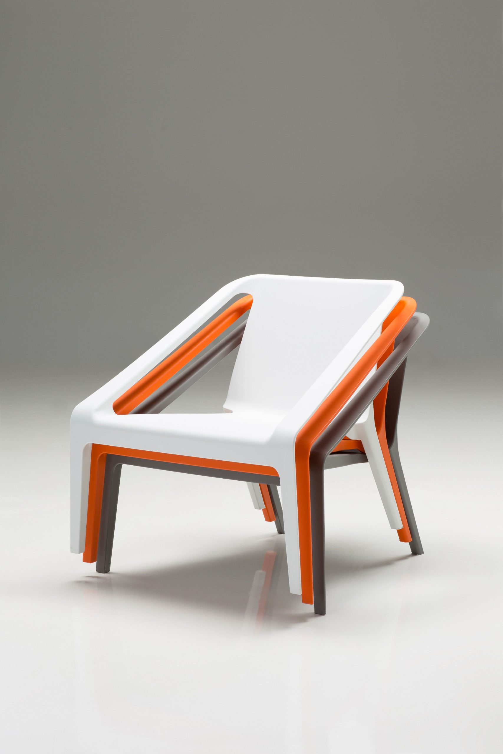 YUMI-Grey-Polypropylene-UV-Resistant-Indoor-Outdoor-Chair-3